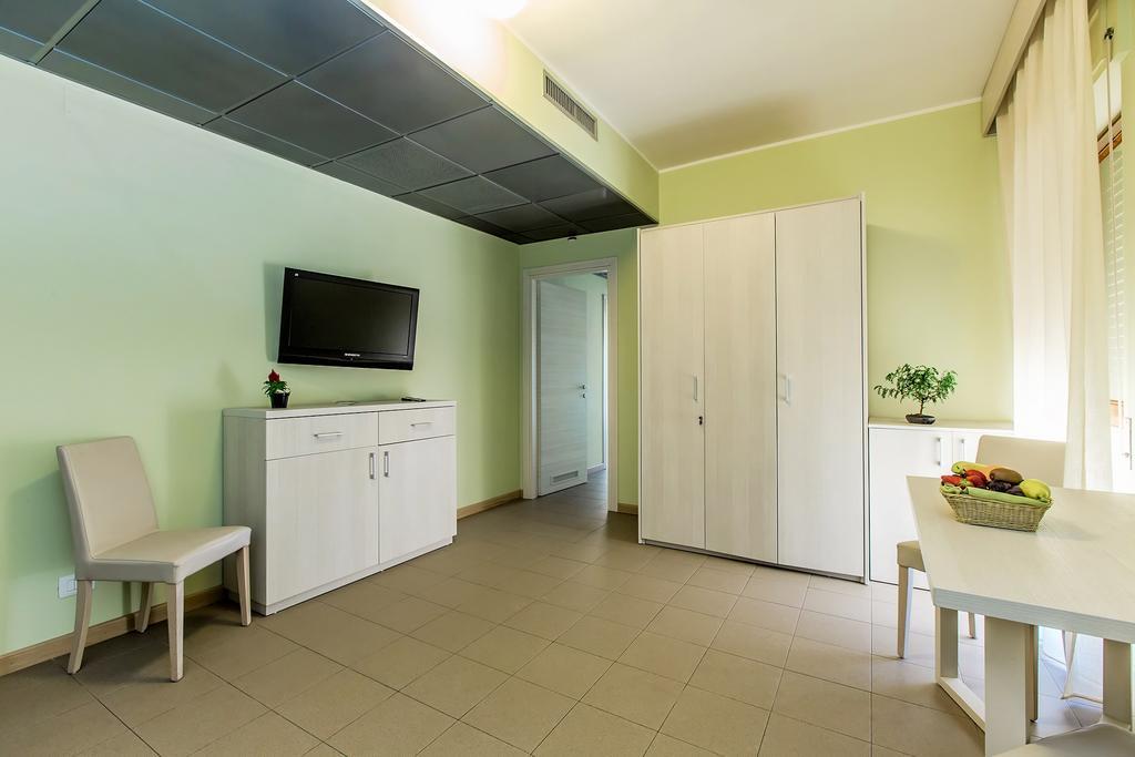 Hotel Residence Ulivi E Palme Cagliari Extérieur photo